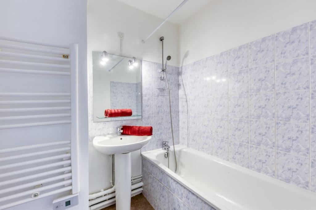 Appartement F2 Haut De Montreuil Montreuil  Ngoại thất bức ảnh